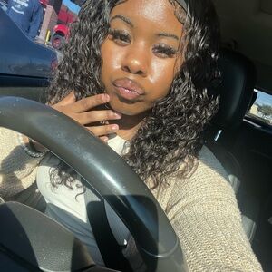 Meet your Posher, Catelyn